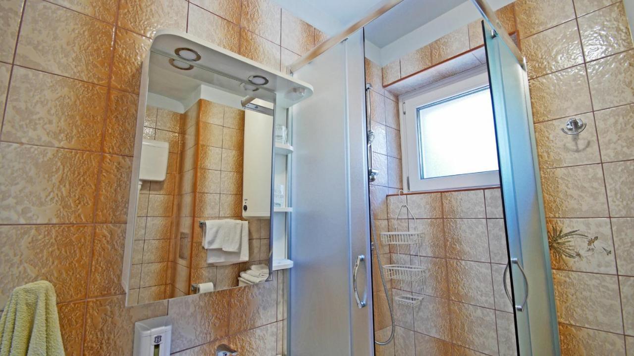 Apartment Rino****, 58M², 170M From The Beach Rijeka Exterior foto