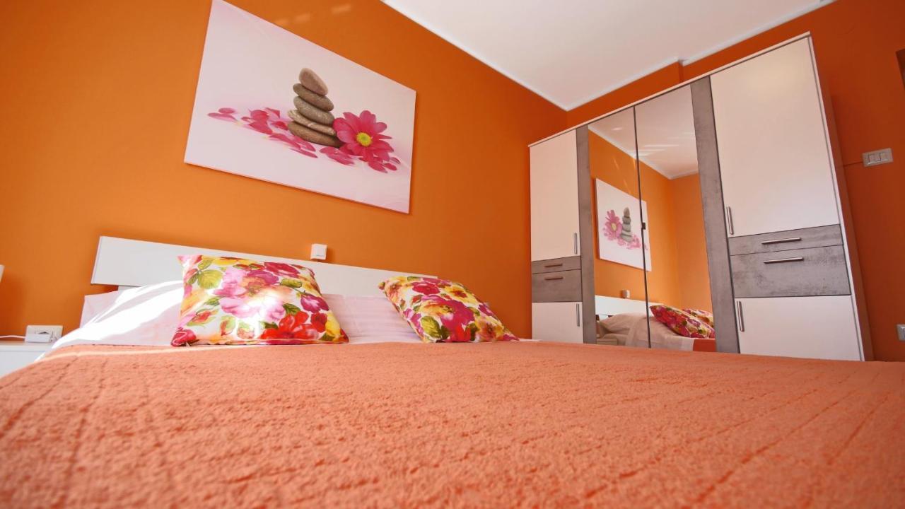 Apartment Rino****, 58M², 170M From The Beach Rijeka Exterior foto