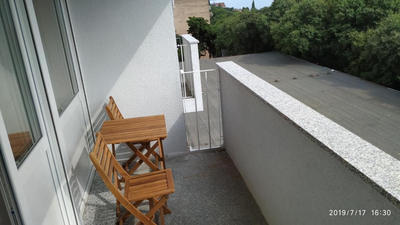 Apartment Rino****, 58M², 170M From The Beach Rijeka Exterior foto