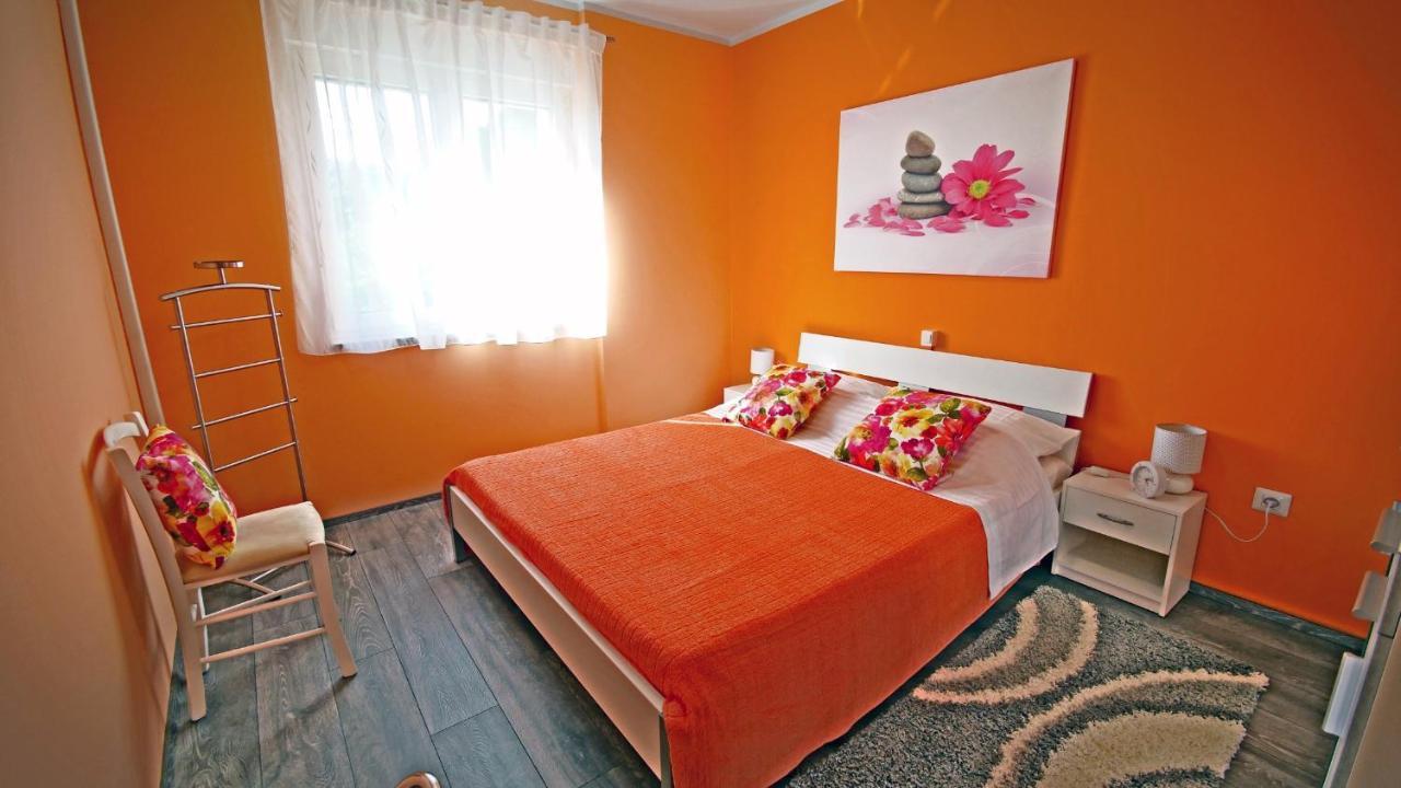 Apartment Rino****, 58M², 170M From The Beach Rijeka Exterior foto